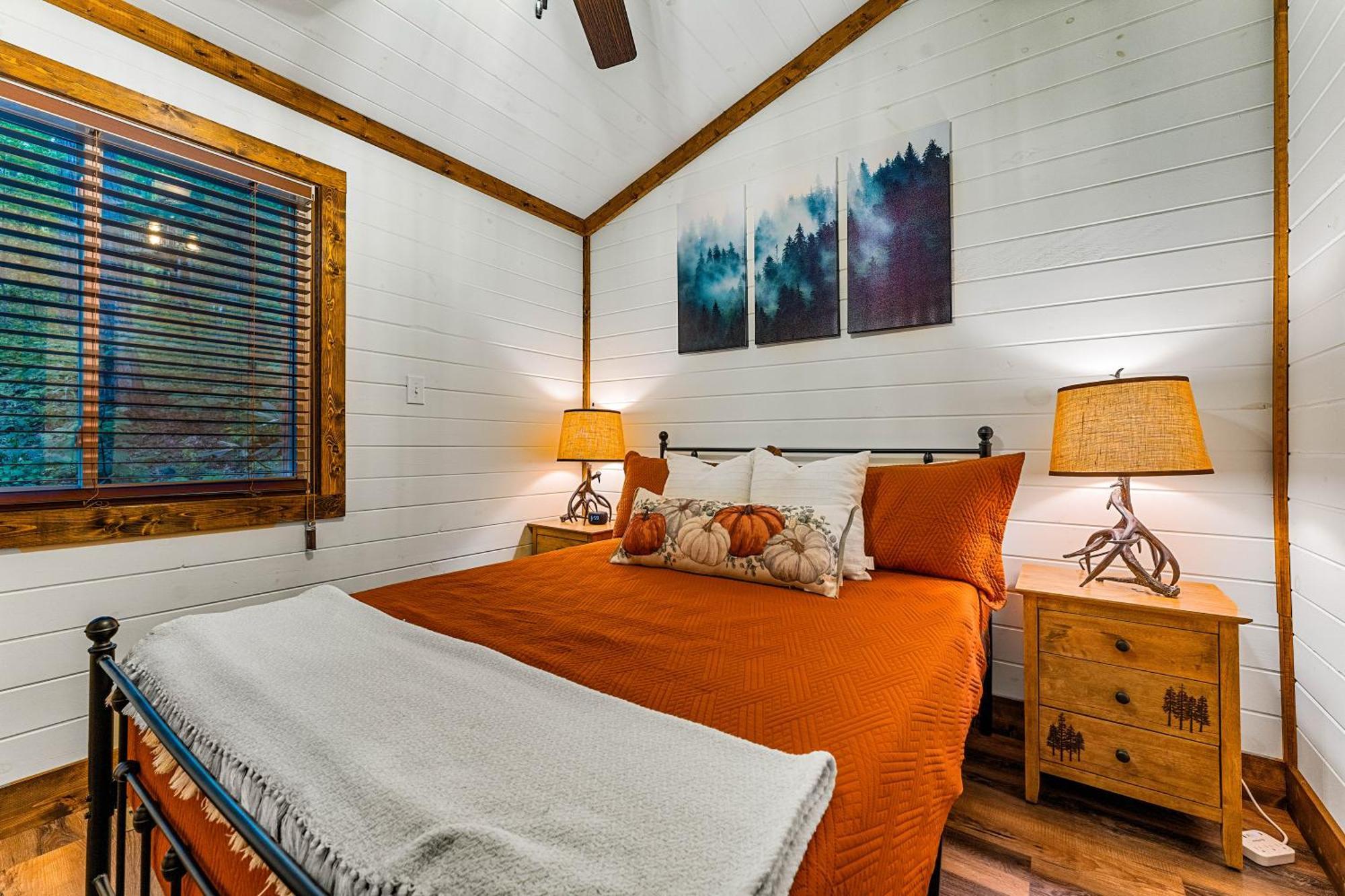 1Mile Downtown, Handicap Ramp, Hot Tub, Game Room Gatlinburg Εξωτερικό φωτογραφία